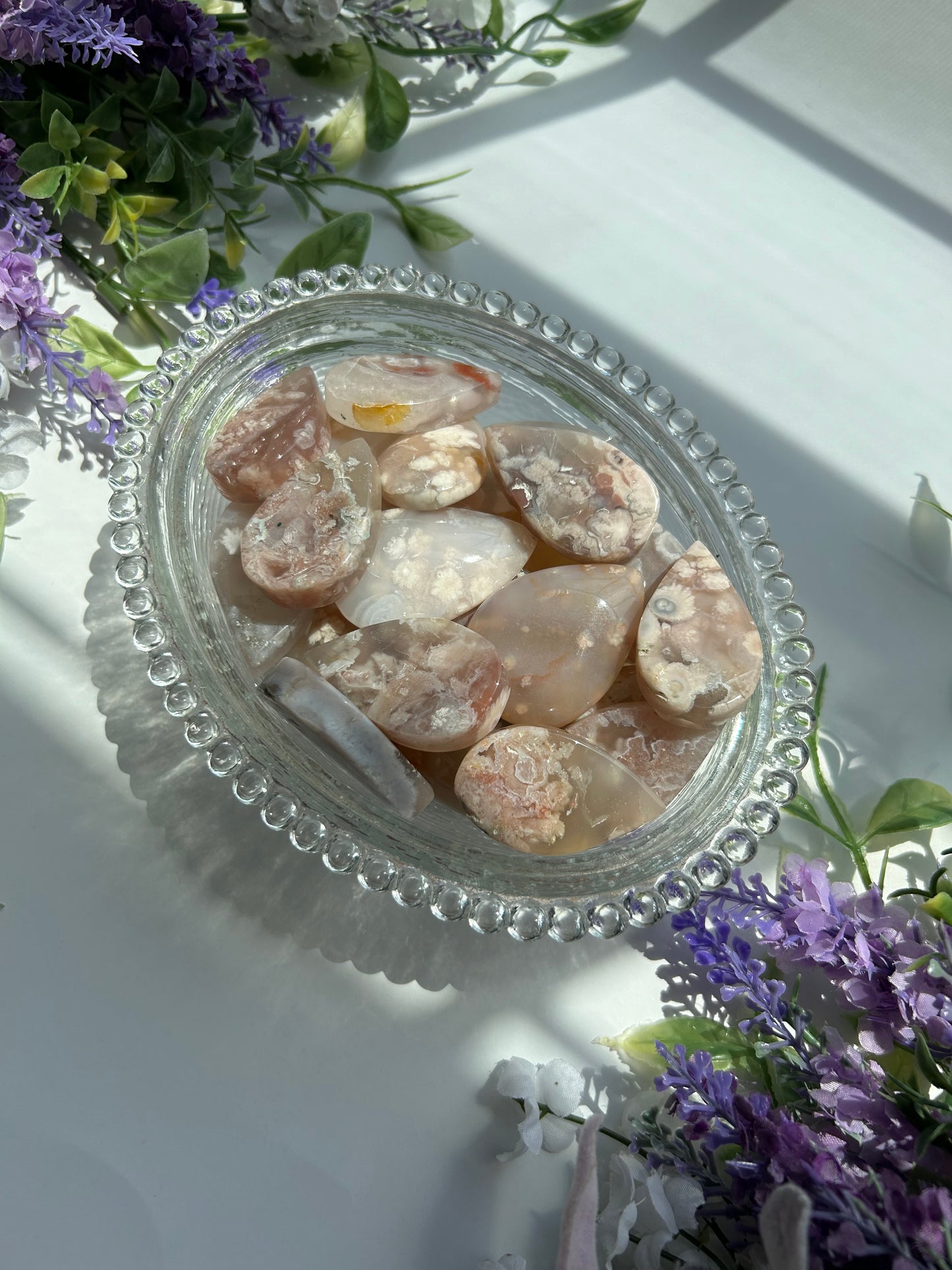 FLOWER AGATE TEARDROP SHAPED CAPS