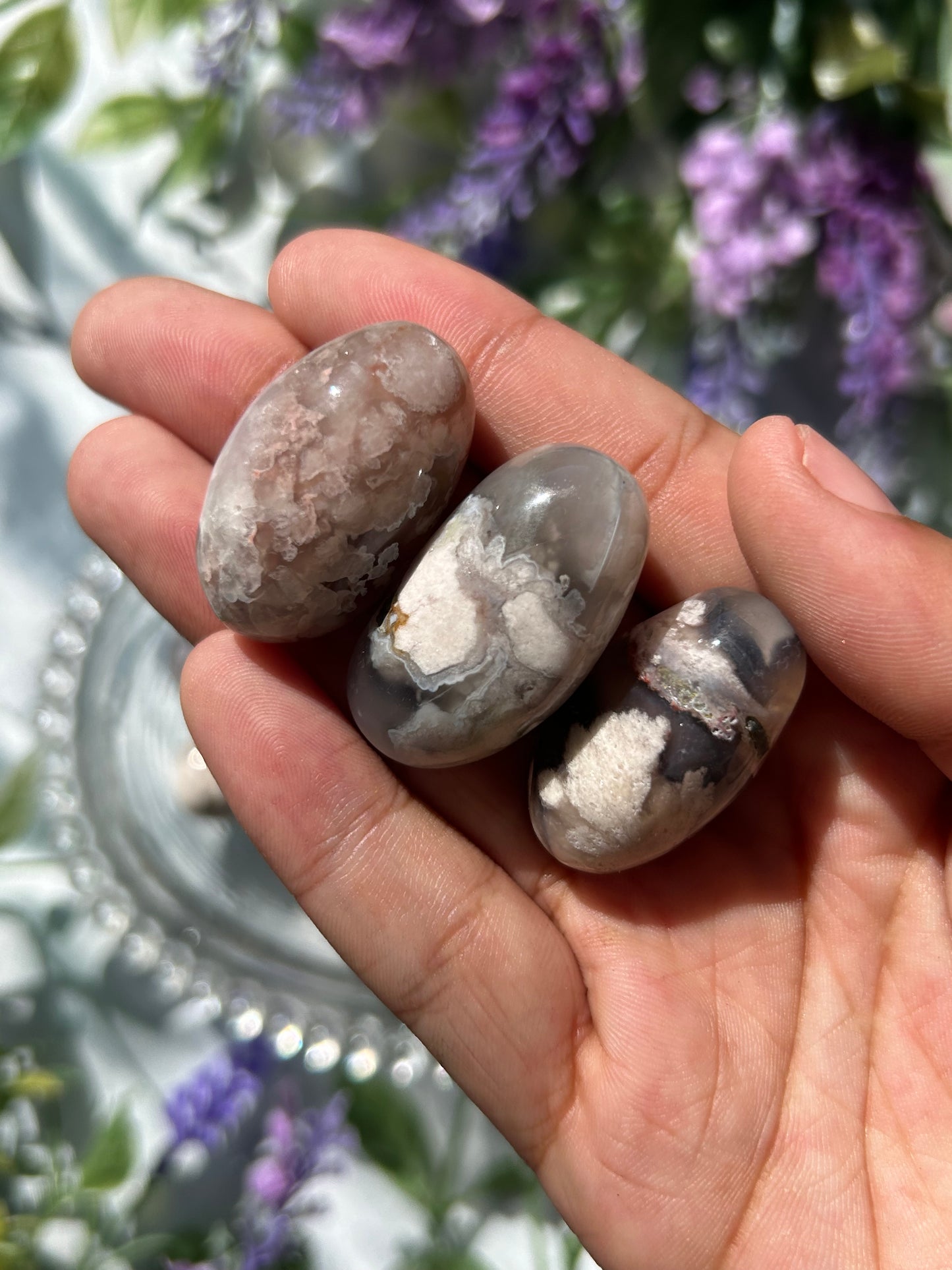BLACK FLOWER AGATE TUMBLES