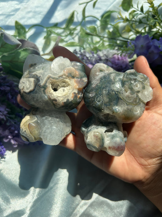 MOSS AGATE HELLO KITTY’S
