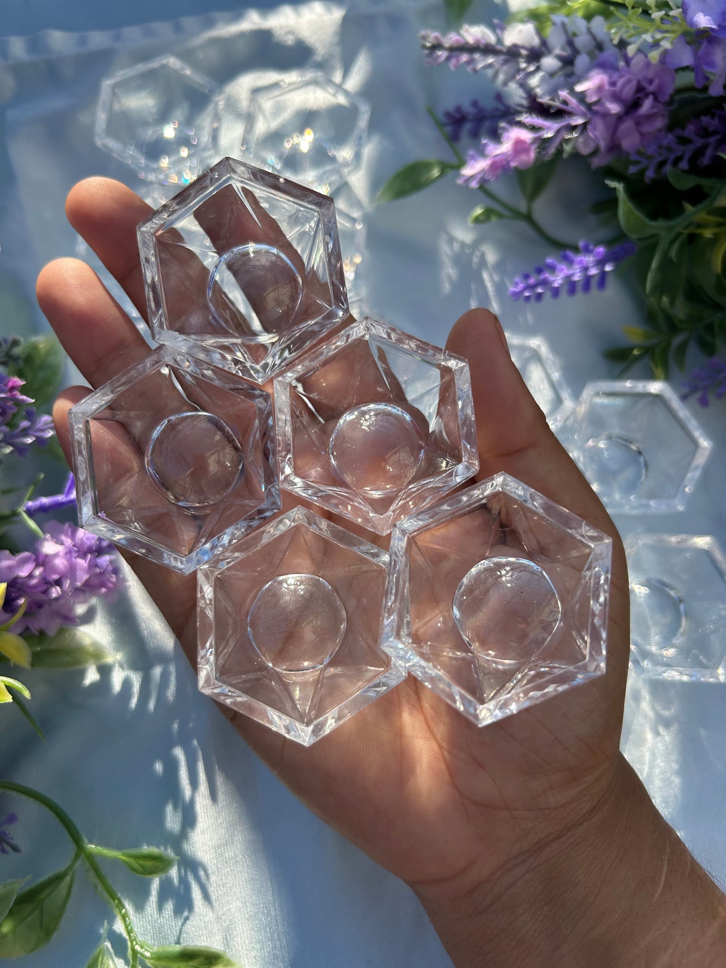 PLASTIC SPHERE STANDS