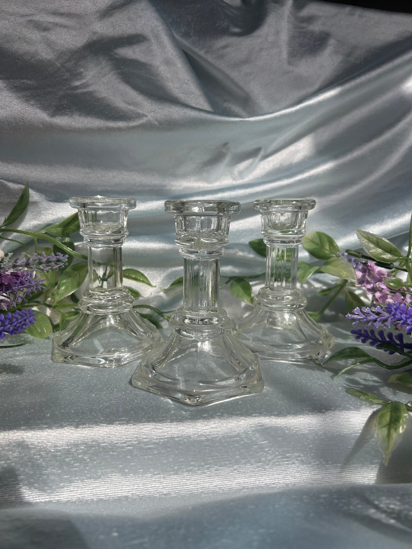 MEDIUM GLASS SPHERE STANDS