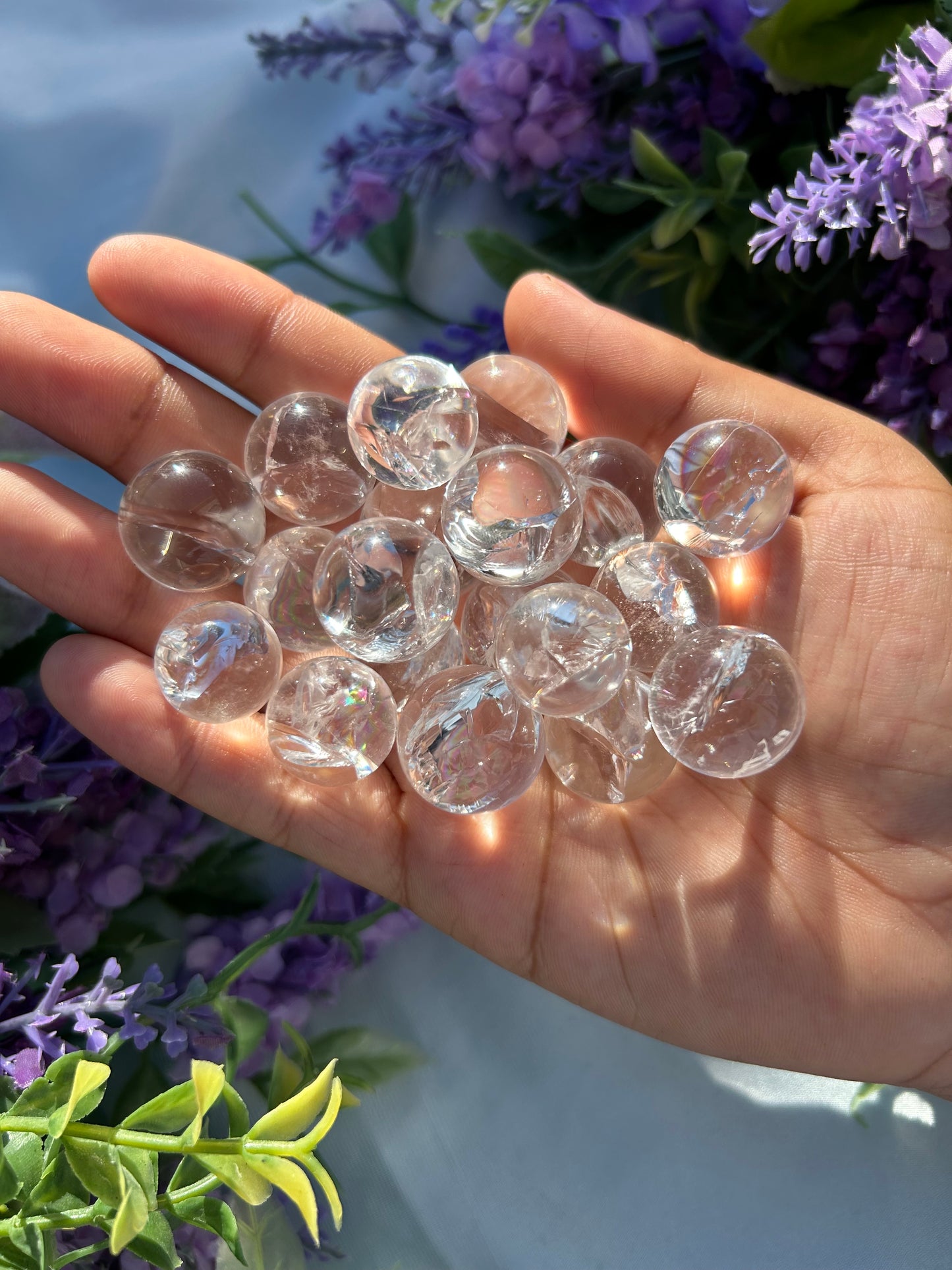 CLEAR QUARTZ MINI SPHERES