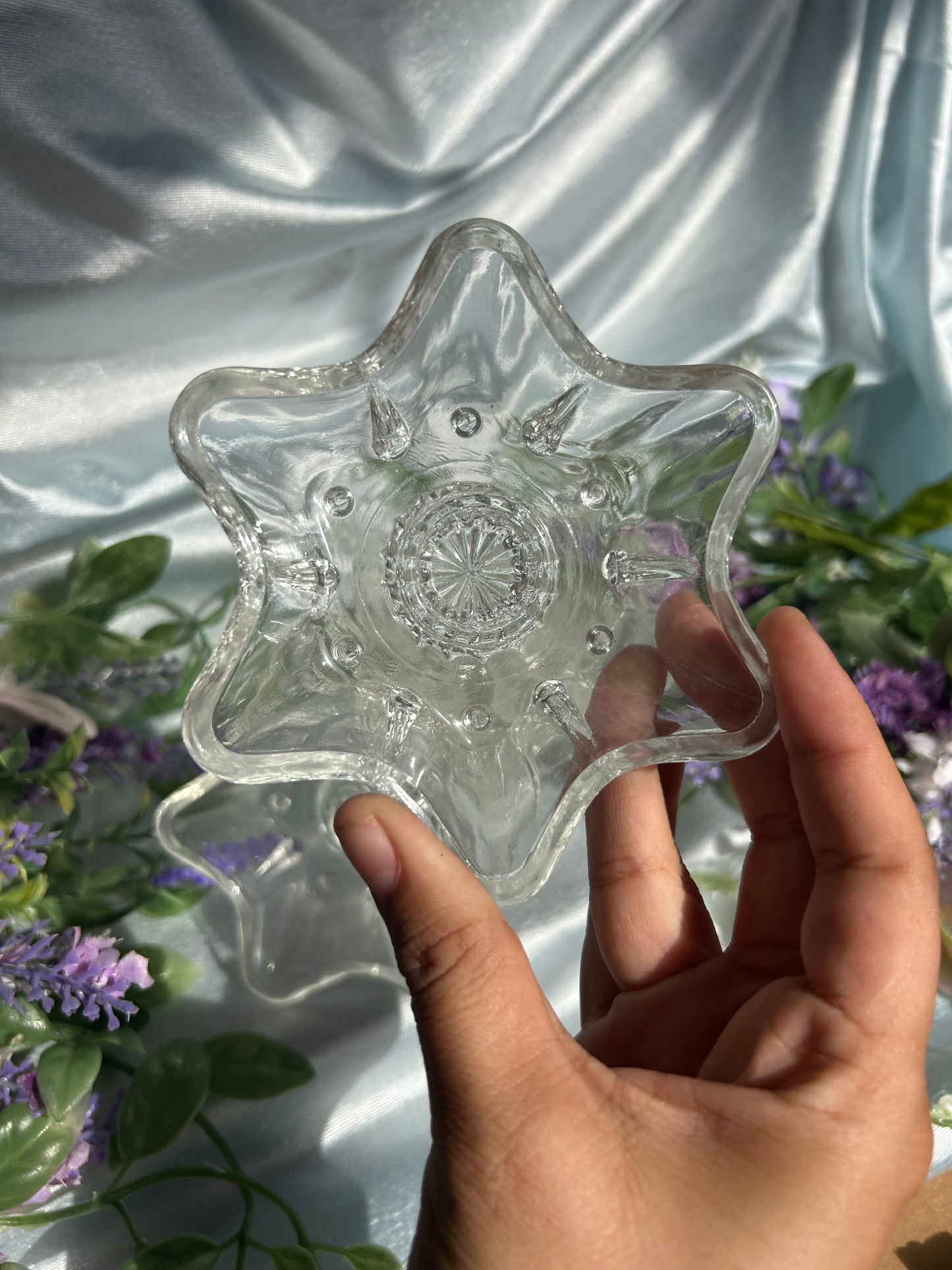 FLOWER GLASS SPHERE STANDS