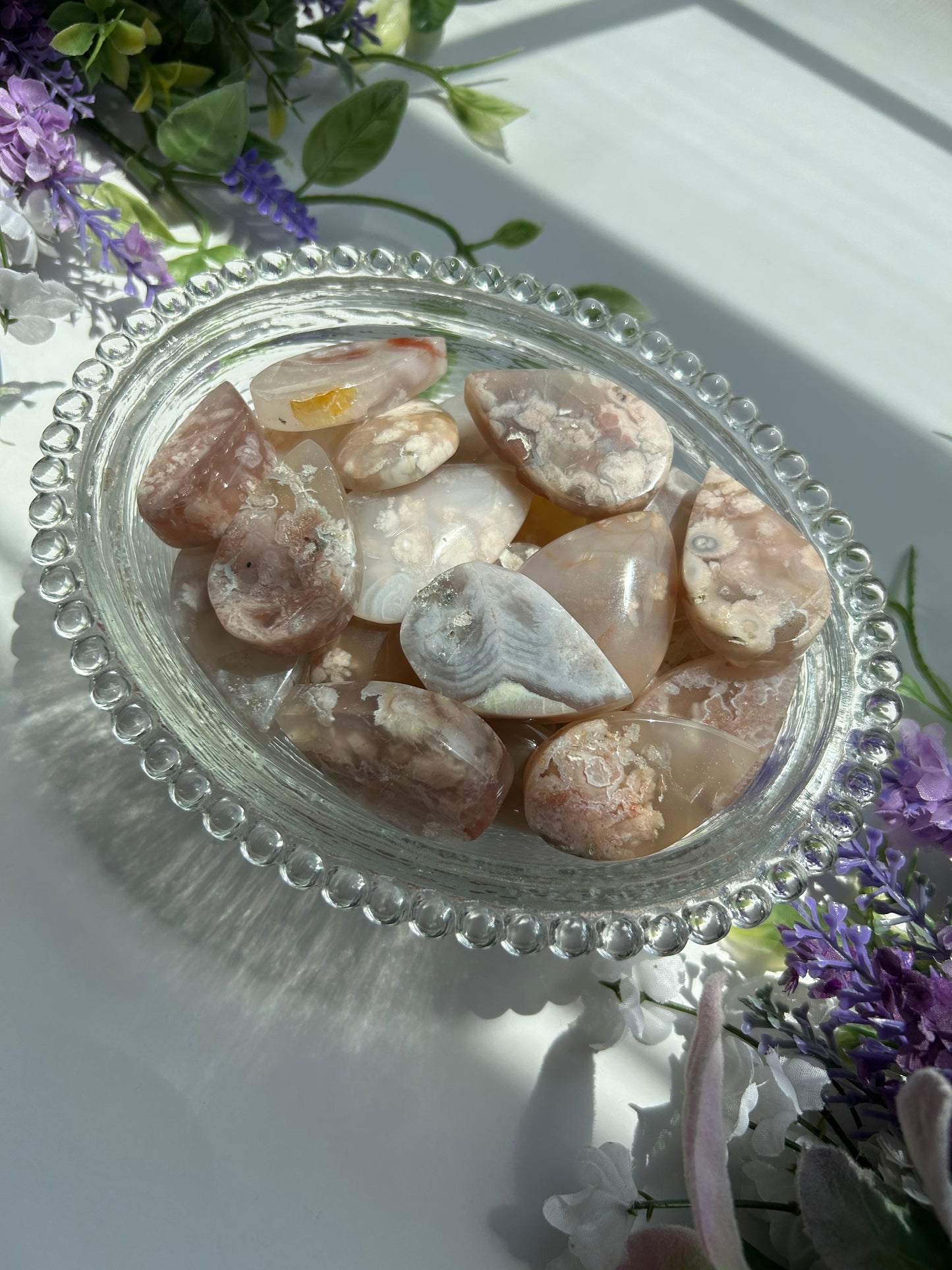 FLOWER AGATE TEARDROP SHAPED CAPS