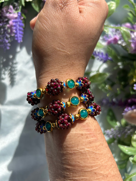 GARNET BERRY BRACELETS + BLUE TANG FISH DETAILS